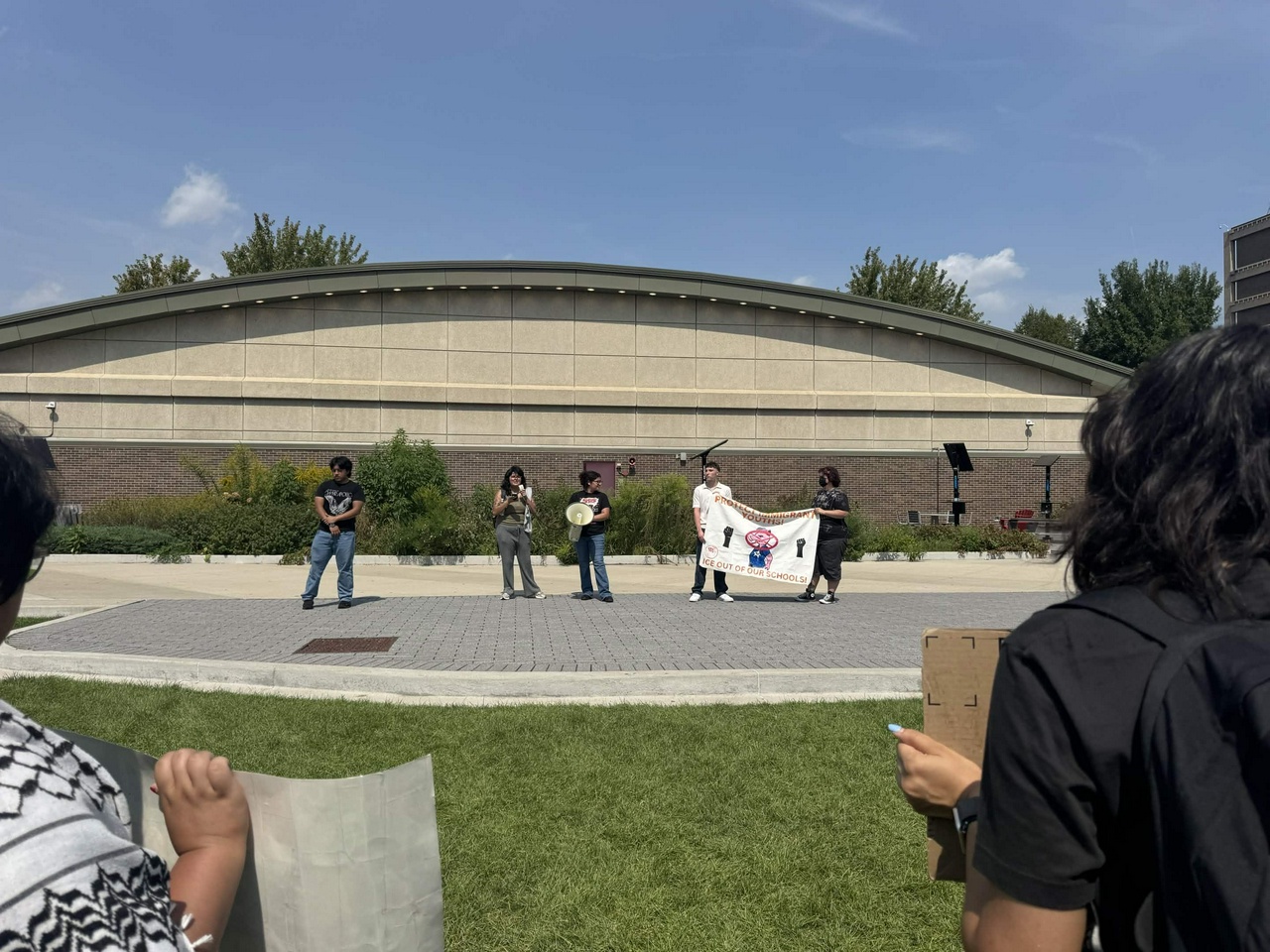 UIC students in Chicago demand