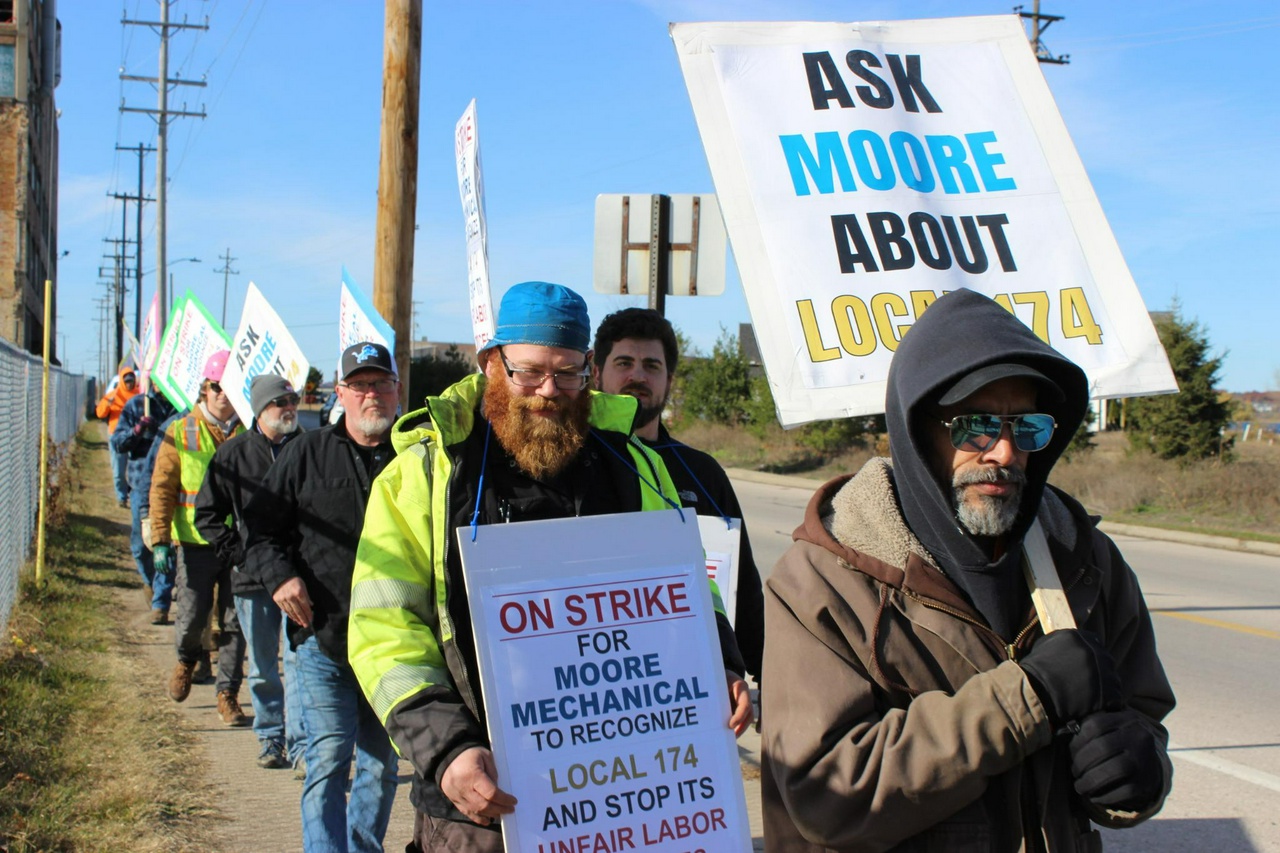 Moore Mechanical plumbers and apprentices picket outside the Shaw Walker Project in Muskegon, Michigan. | Fight Back! News Moore Mechanical plumbers and apprentices picket outside the Shaw Walker Project in Muskegon, Michigan.