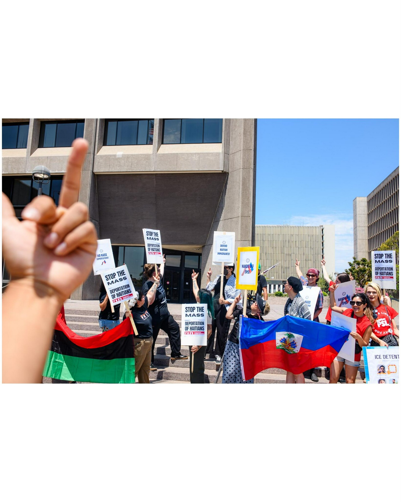 Santa Ana demands hands off TPS