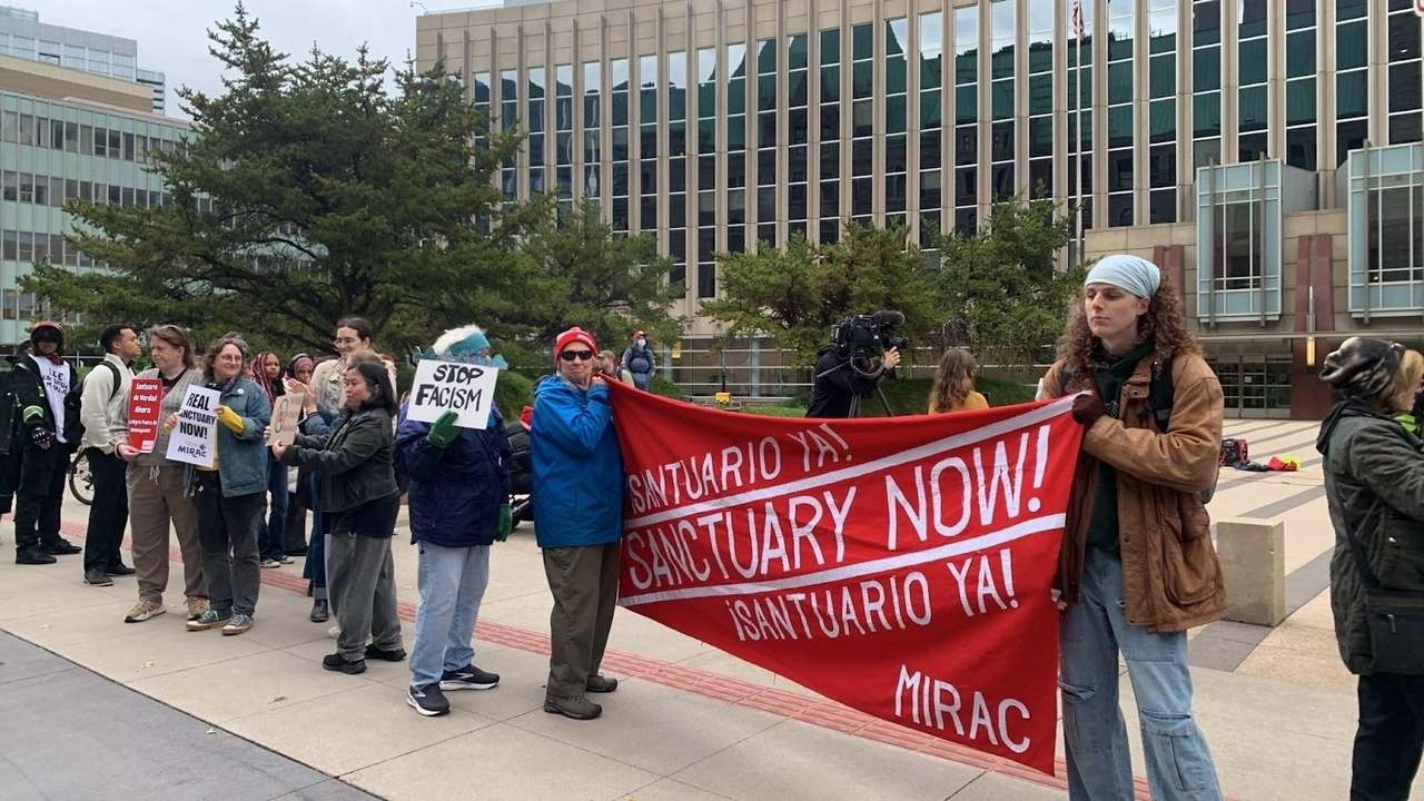 Minneapolis activists’ sit-in at mayor’s office demands stronger sanctuary policy