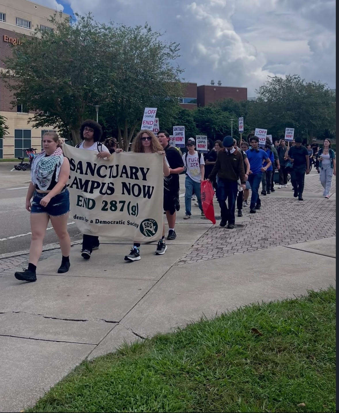 Orlando students march against university collaboration with ICE. | Fight Back! News