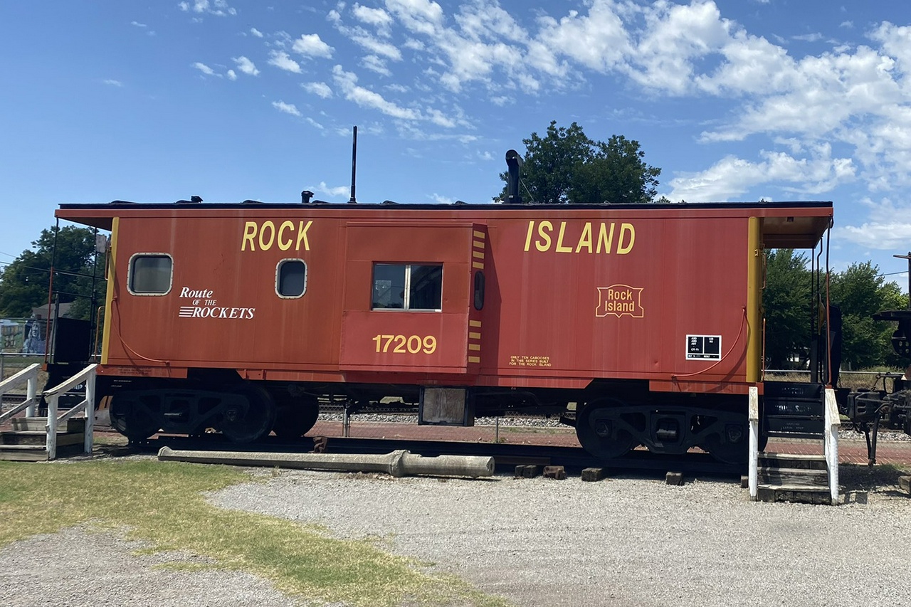 CRI&P 17209/UP 24627. El Reno, OK. 7/2/2020.
