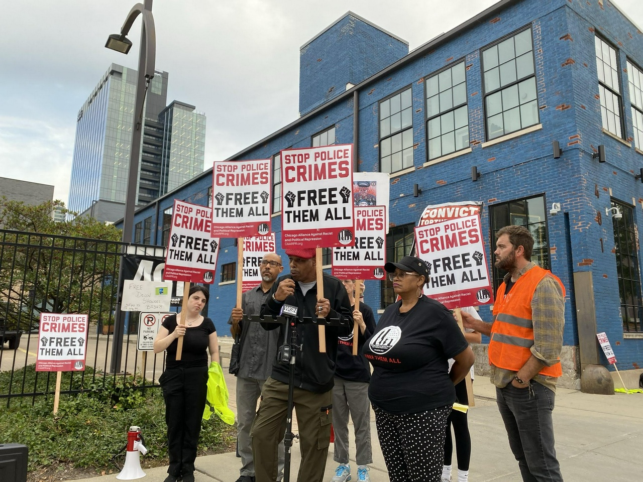 Chicago protest demands release of surviviors of police torture. | Fight Back! News/Kaya Rial