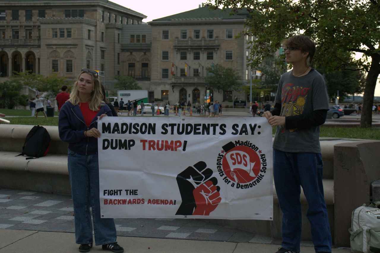 Madison students fight for sanctuary campus. | Fight Back! News Madison students fight for sanctuary campus.