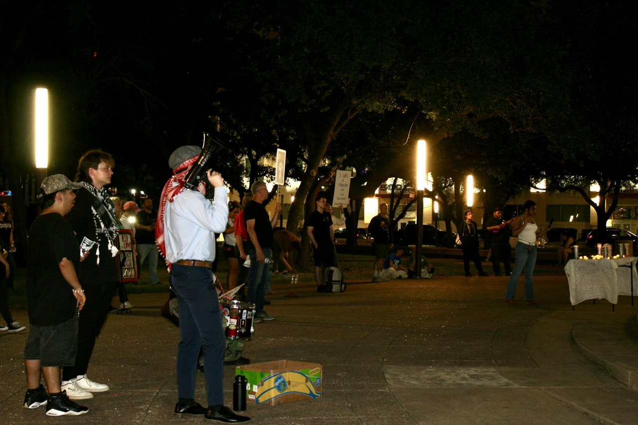 Dallas protest demands justice for Lorenzo Araujo.