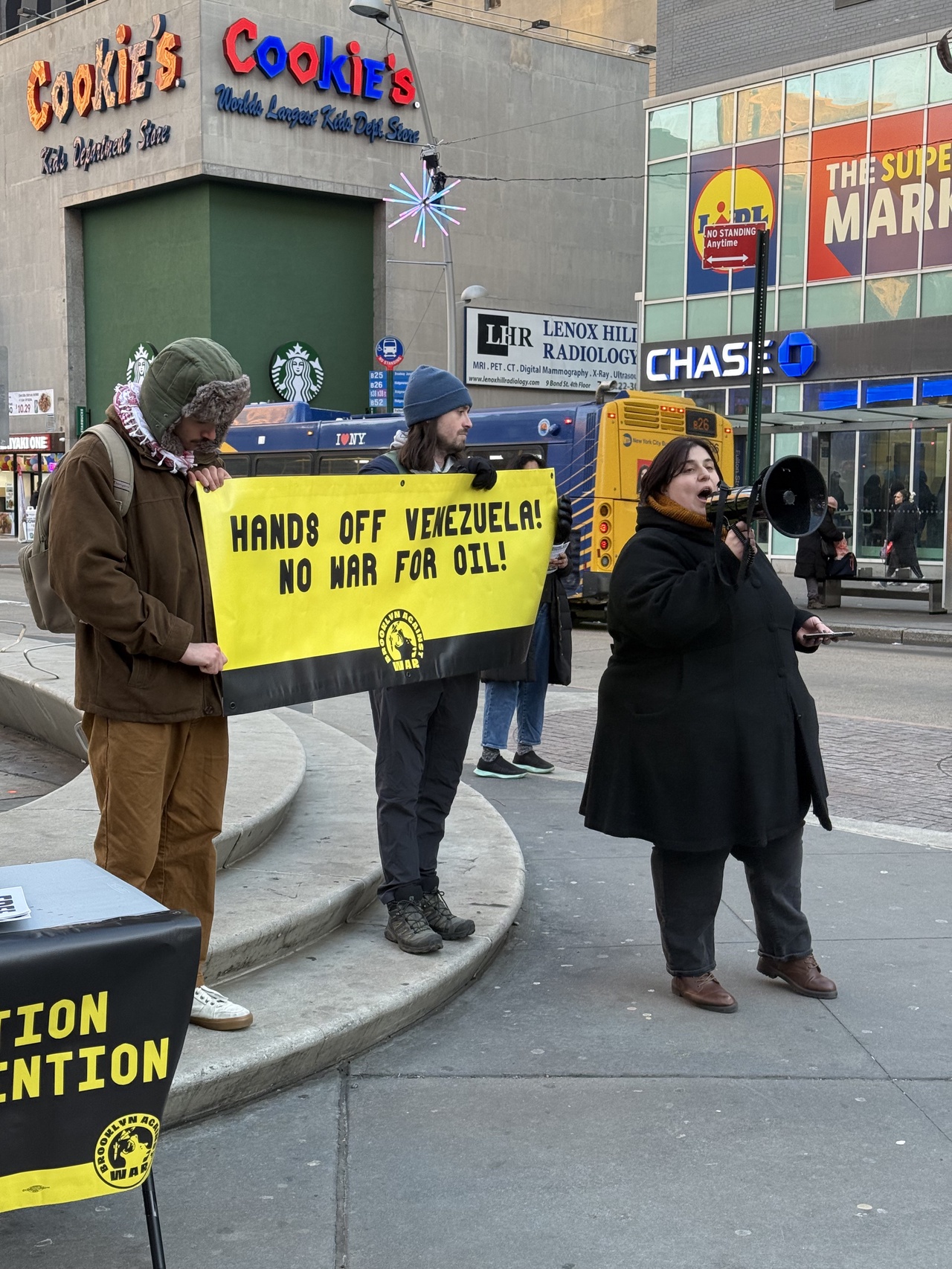 Brooklyn protest demands freedom for Nicholas Maduro and Cilia Flores.
