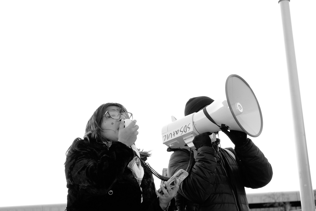 Chicago students protest against ICE.