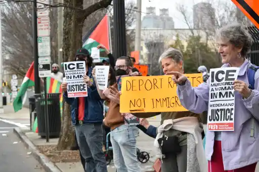 Atlanta protest demand justice for Renee Good.