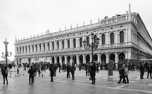 Photo of the Marciana library in Venice