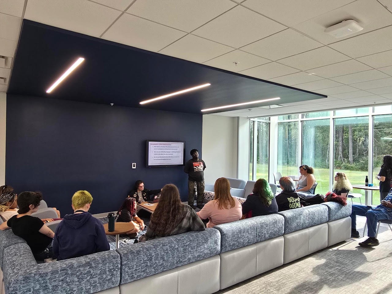 Jacksonville SDS holds teach-in on the Black Panthers