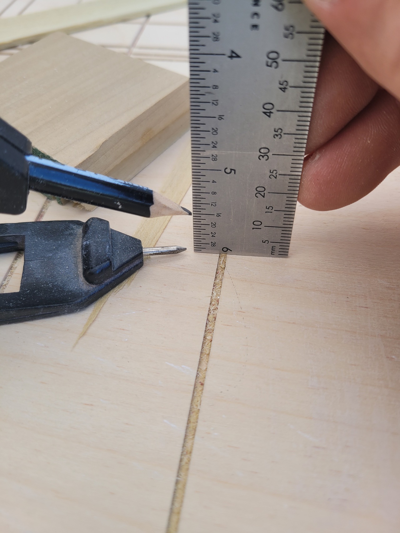 ruler used to set scribe tool