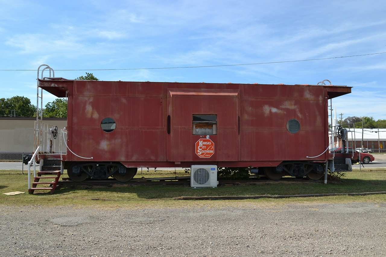 KCS 386. Heavener, OK. 10/9/2021.