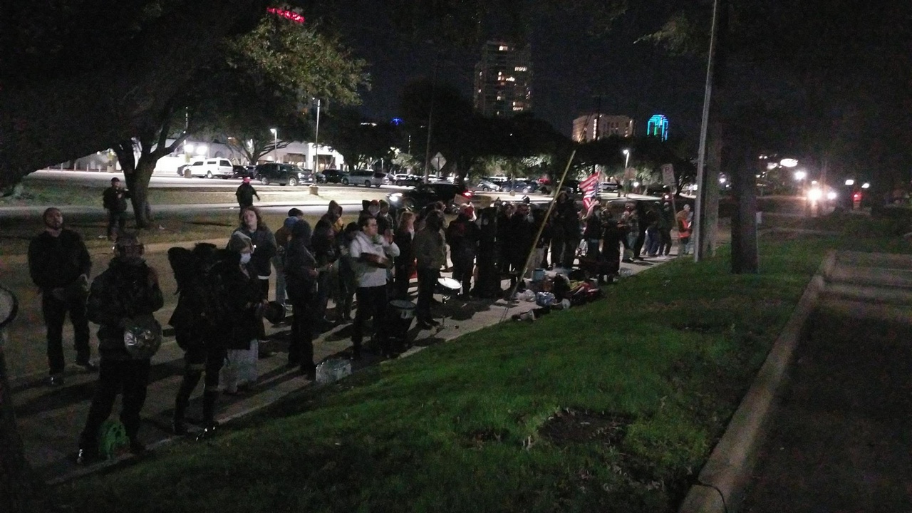 Noise protest keeps ICE agents awake in Dallas.