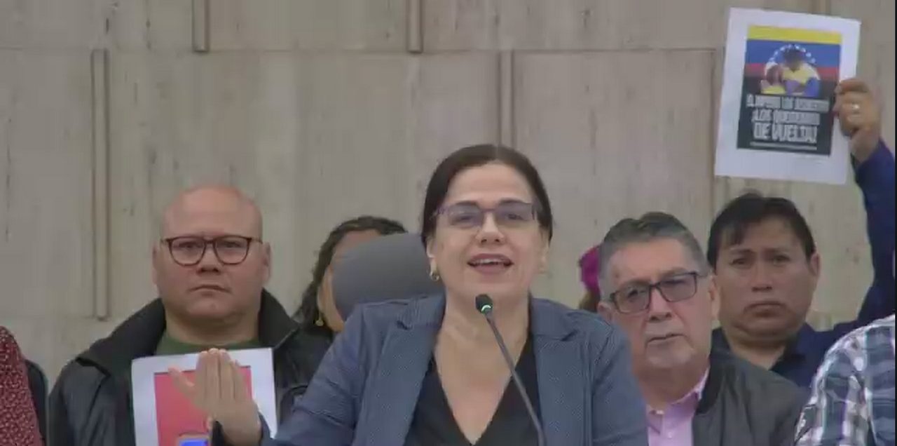 Blanca Eekout, director of the Instituto Simón Bolívar for Peace and Solidarity Among Peoples \[ISB\].