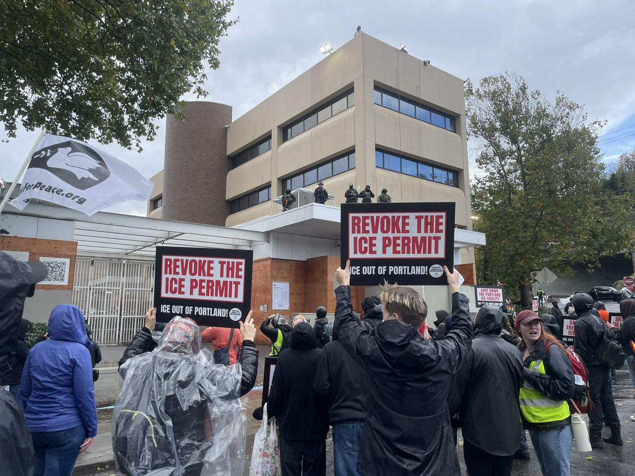 El movimiento de los derechos de los inmigrantes en Portland vence el despliegue de la Guardia Nacional, las fuerzas quedan retrocedidas | Noticias Fight Back! 