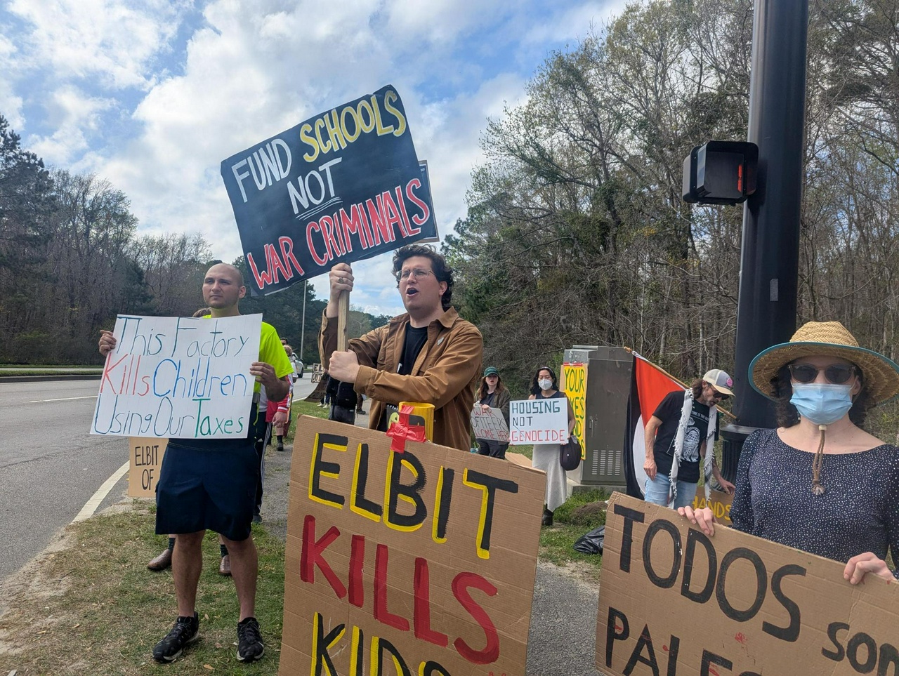 Charleston protest demands U.S. hands off Iran