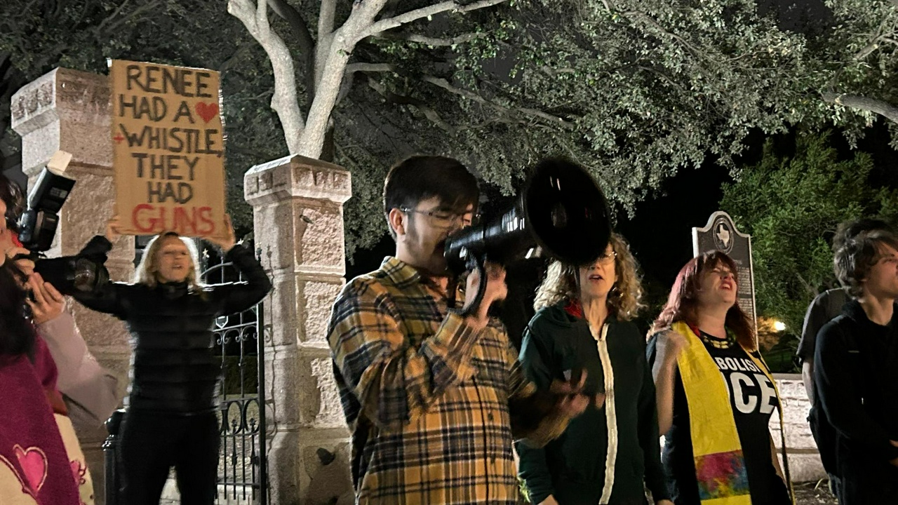 Austin, Texas protest against the ICE murder of Renee Good. | Fight Back! News Austin, Texas protest against the ICE murder of Renee Good.