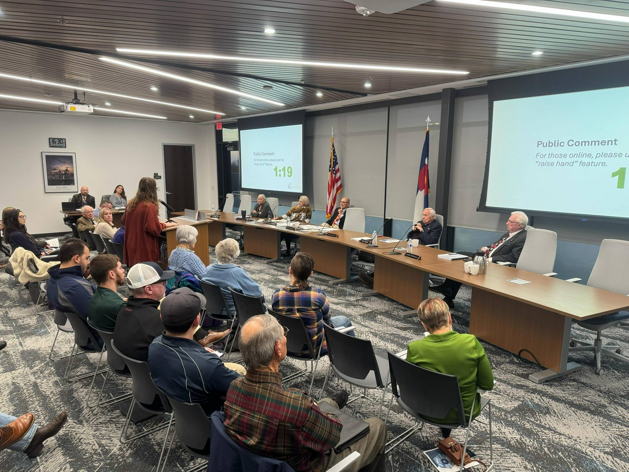 Denver community groups fight to shut down deportation flights. | Fight Back! News Denver community groups fight to shut down deportation flights.