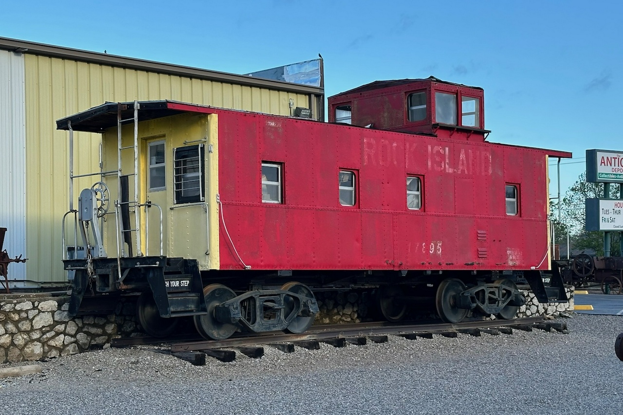 CRI&P 17895. Skiatook, OK. 4/2/2025.