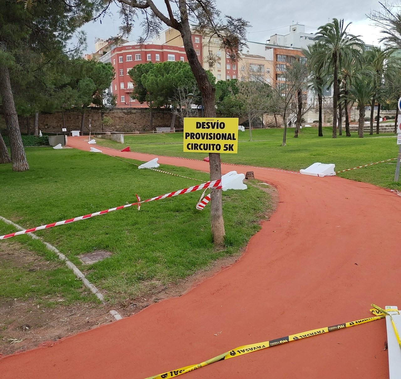 Like oppe til høyre begynner  5 kilometer løypa