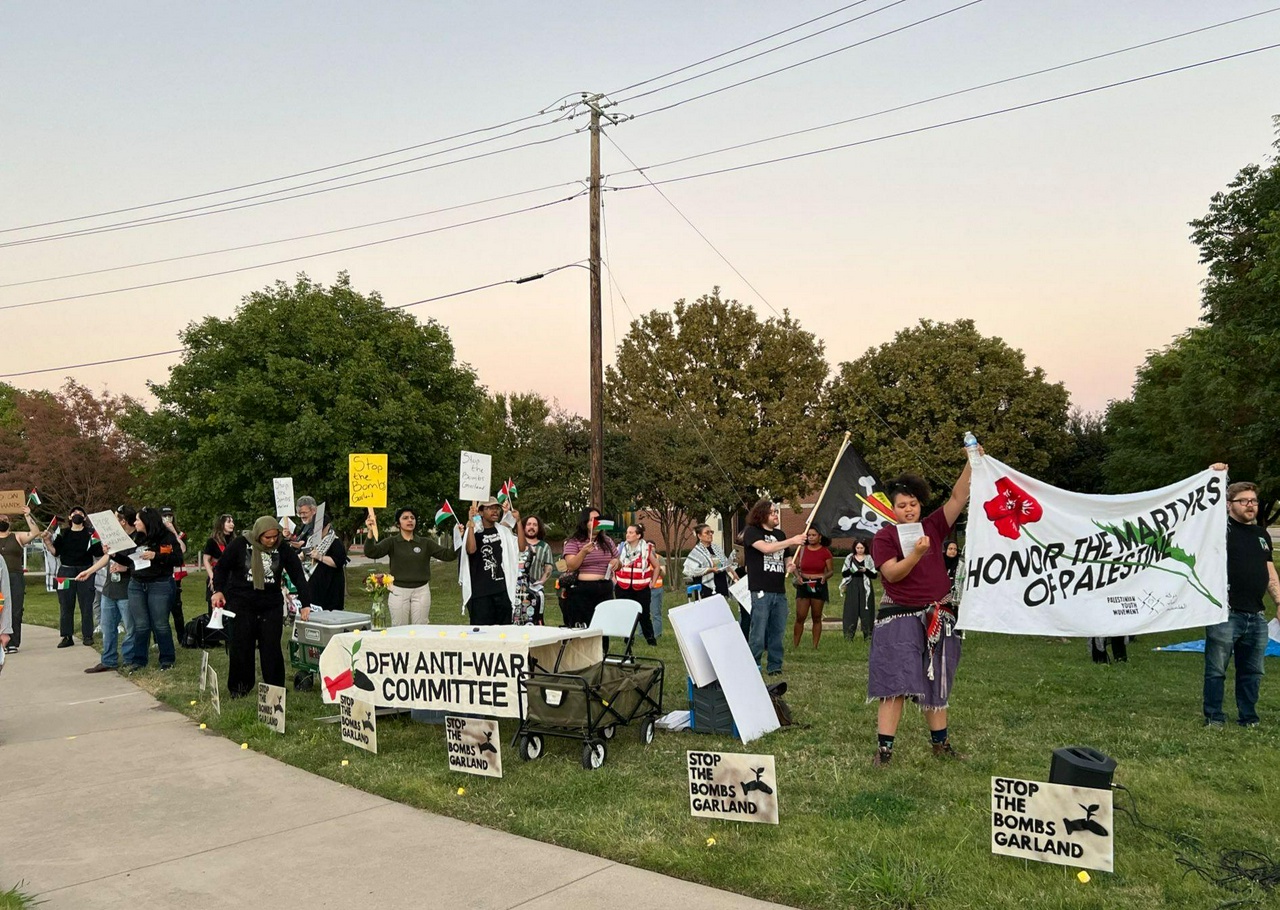 Protest at Texas factory that makes the bombs dropped on Palestine.