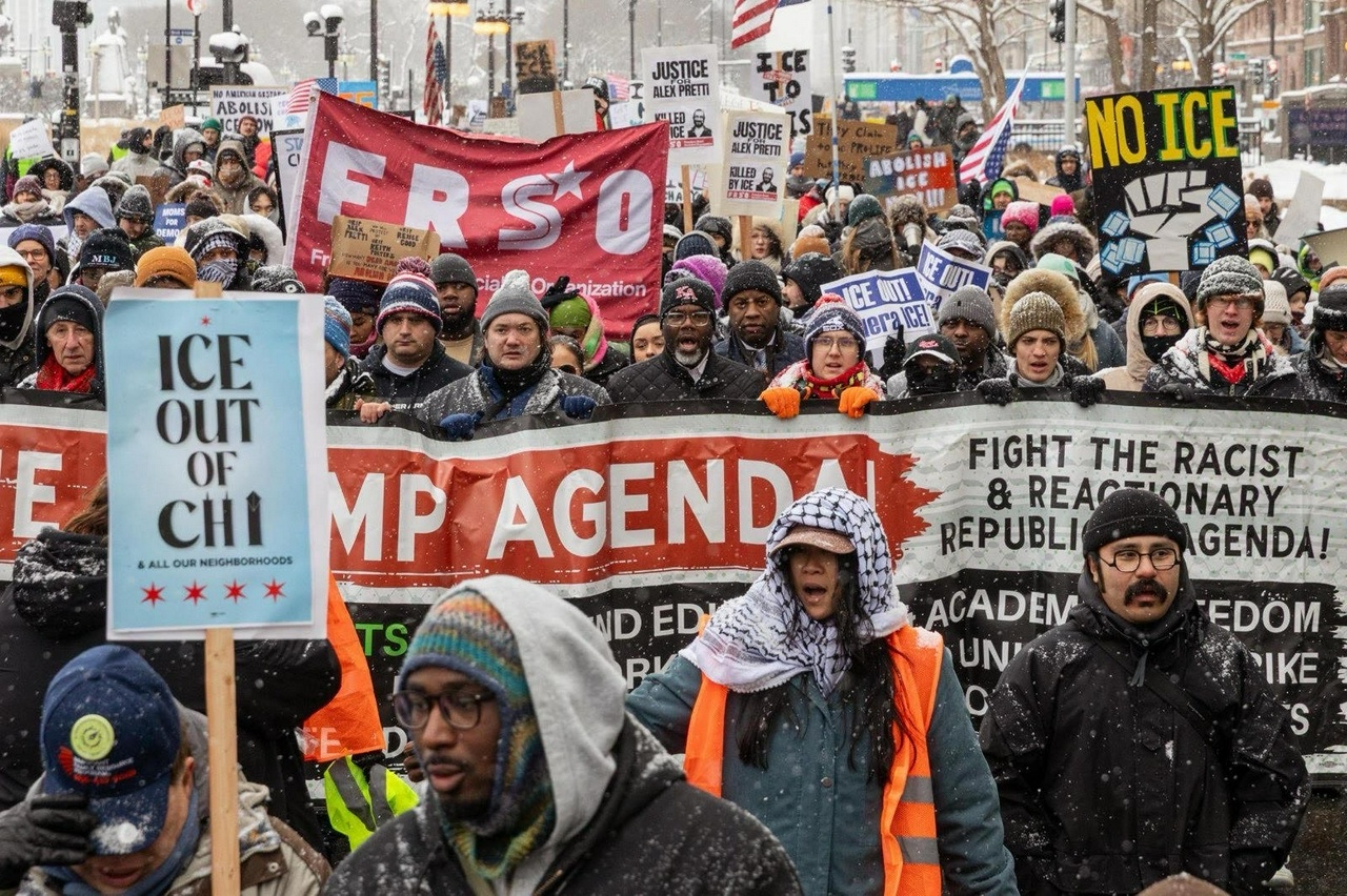 Massive march in Chicago after the murder of Alex Pretti. | Alec Ozawa/Fight Back! News Massive march in Chicago after the murder of Alex Pretti.