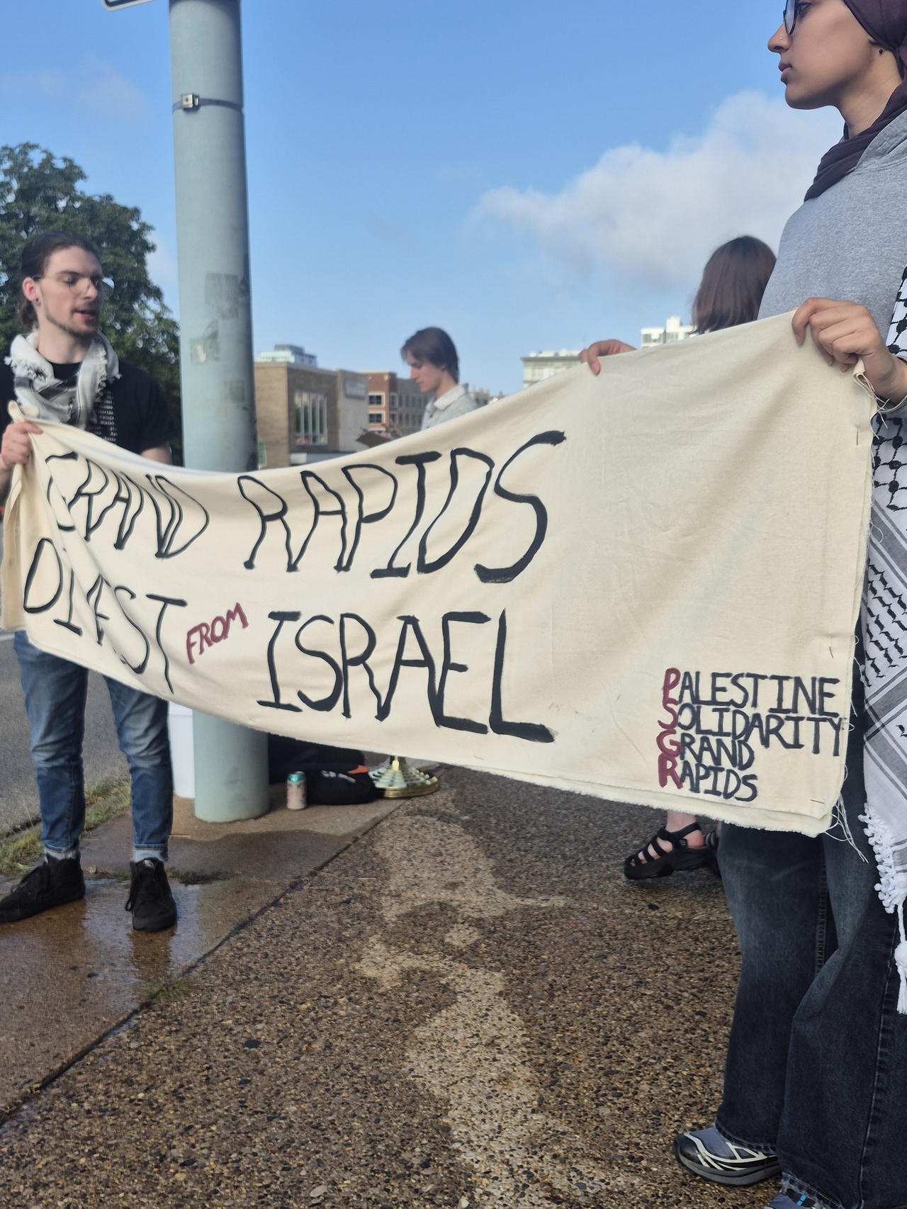 Palestine solidarity activists in Grand Rapids demand divestment from Israel. | Fight Back! News