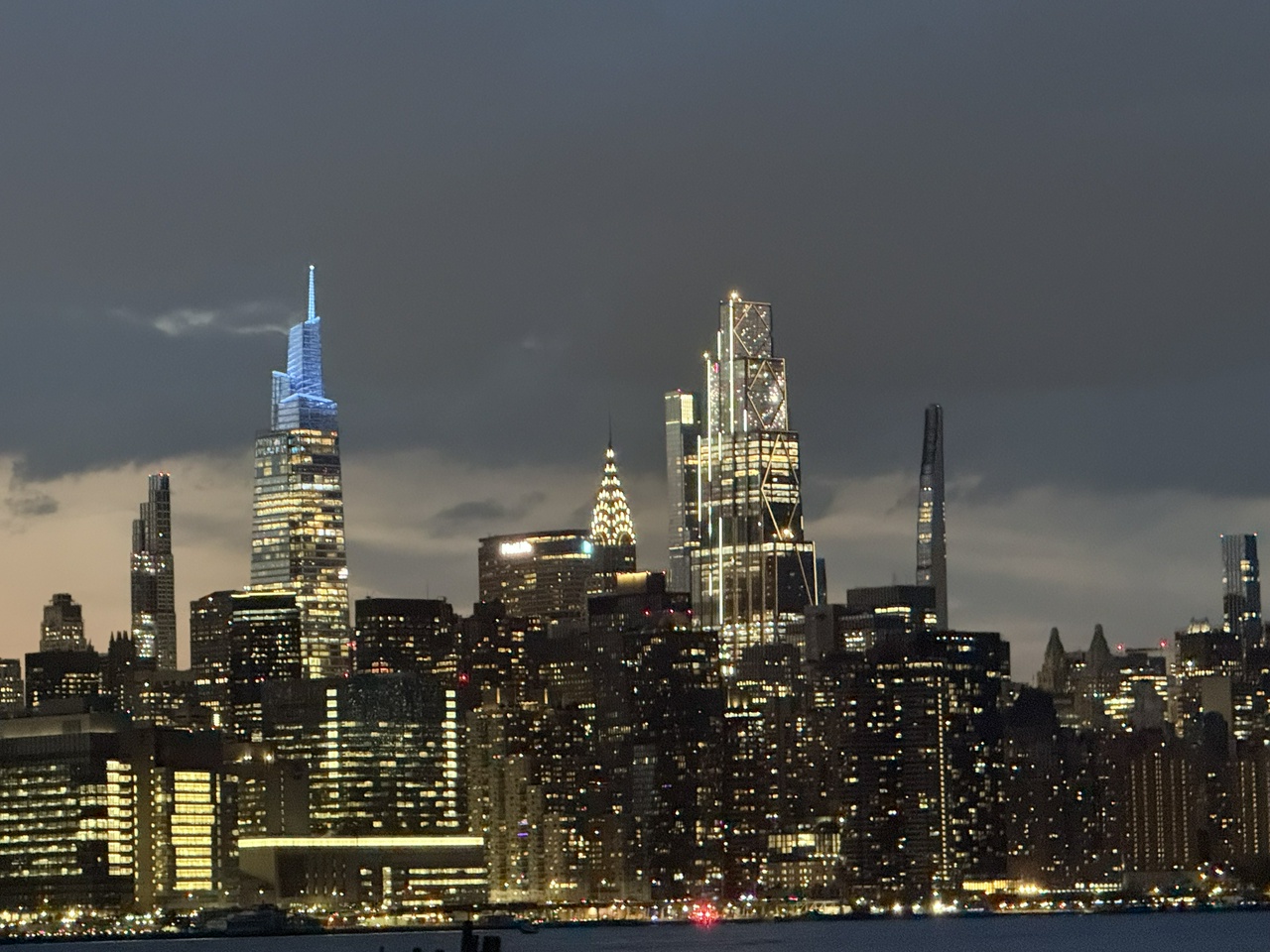 270 Park, illuminated
