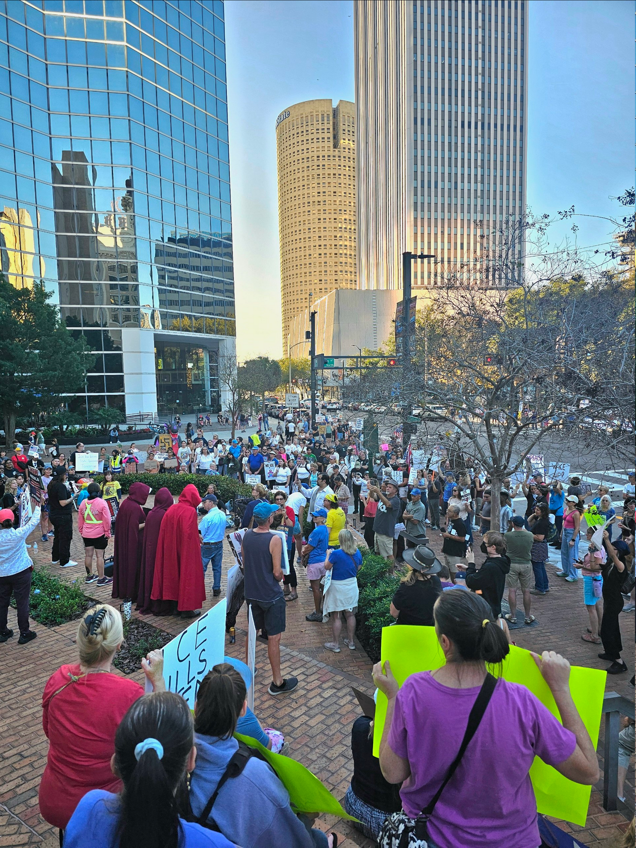 Tampa protest after the ICE murder of Renee Good. | Fight Back! News Tampa protest after the ICE murder of Renee Good.