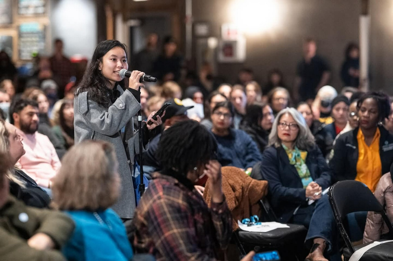 Speakers at the Community Commission for Public Safety and Accountability CCPSA meeting urge no CPD collaboration with ICE. | Paul Goyette/Fight Back! News