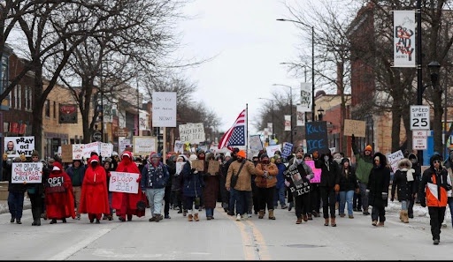 Huge protest in Green Bay, Wisconsin after the ICE murder of Alex Pretti, who grew up in Green Bay. | Fight Back! News Huge protest in Green Bay, Wisconsin after the ICE murder of Alex Pretti, who grew up in Green Bay.