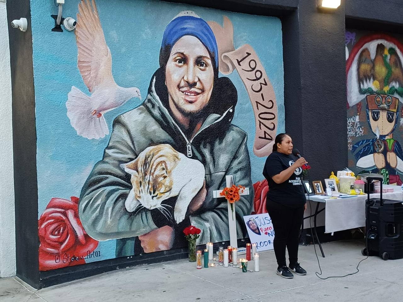 Inauguración del mural de Noe Rodríguez.