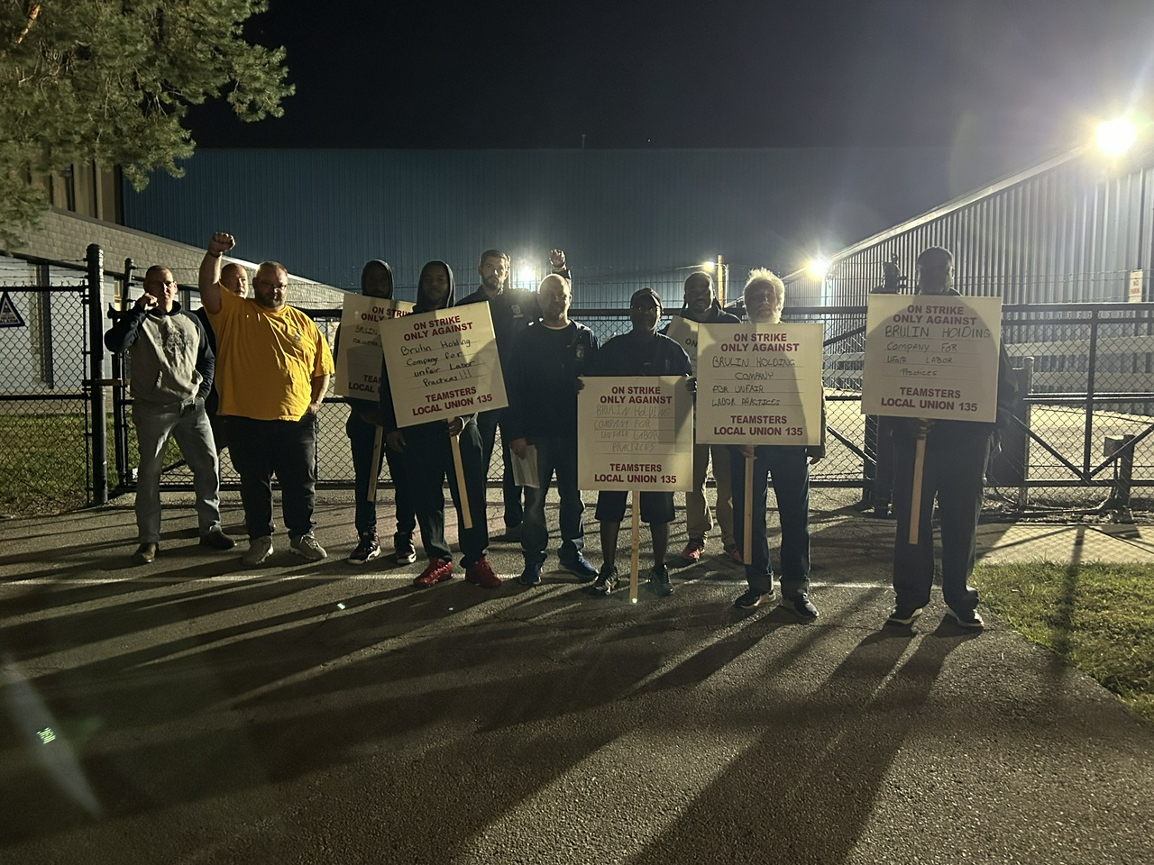 Brulin Teamsters on strike in Indianapolis.