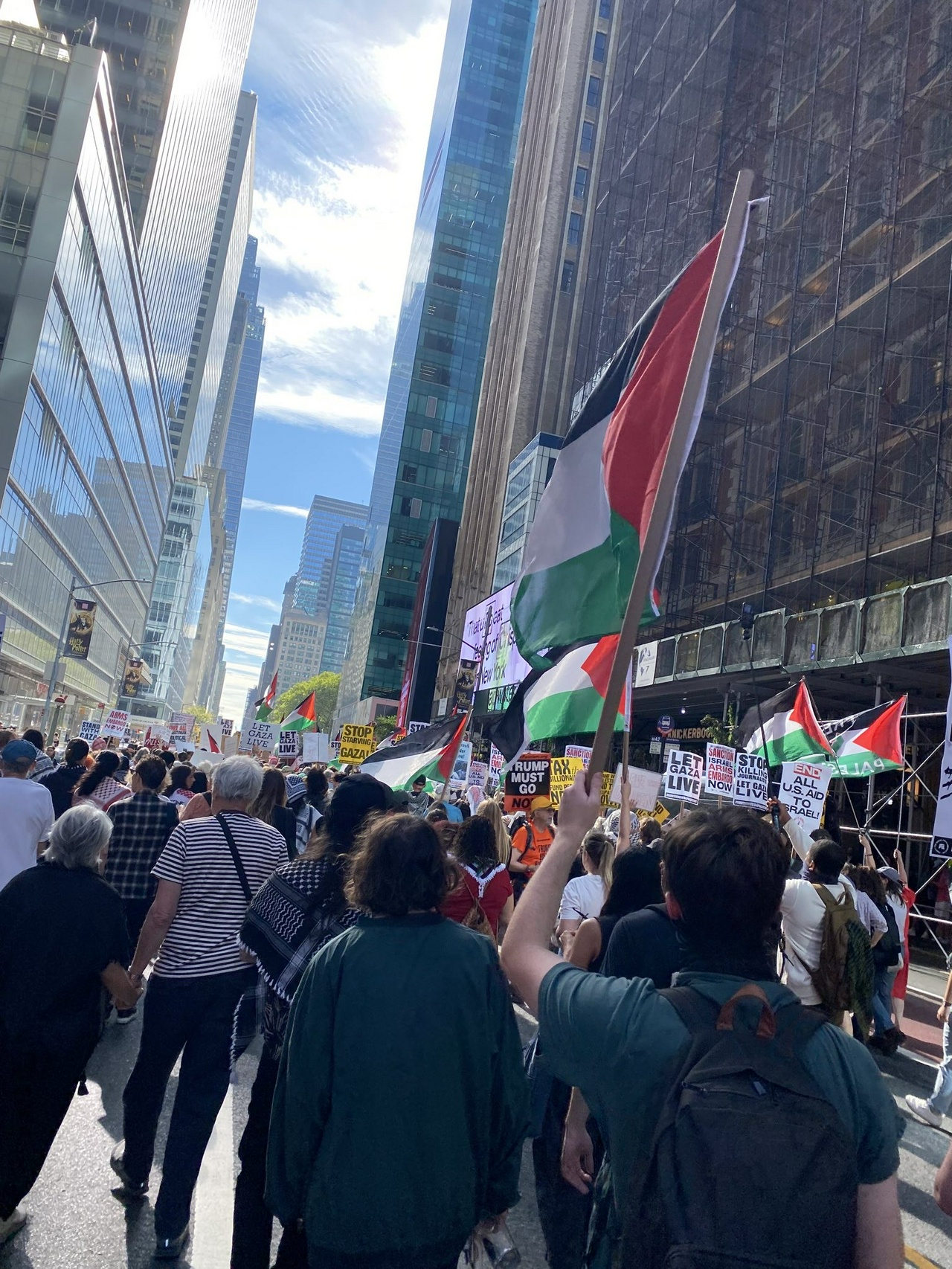 Huge protest in NYC against Israeli Prime MInister Benjamin Netanyahu.