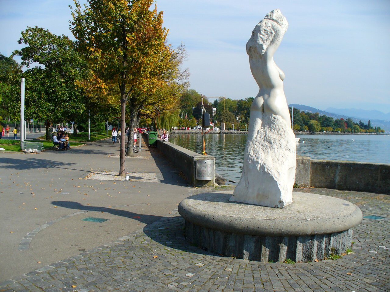 Vierge du Lac