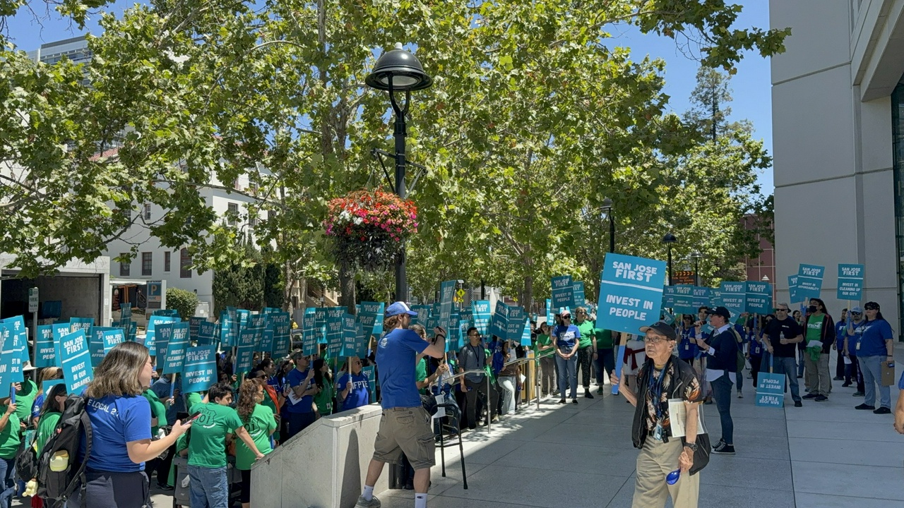 San Jose, California city workers rally for a decent contract.