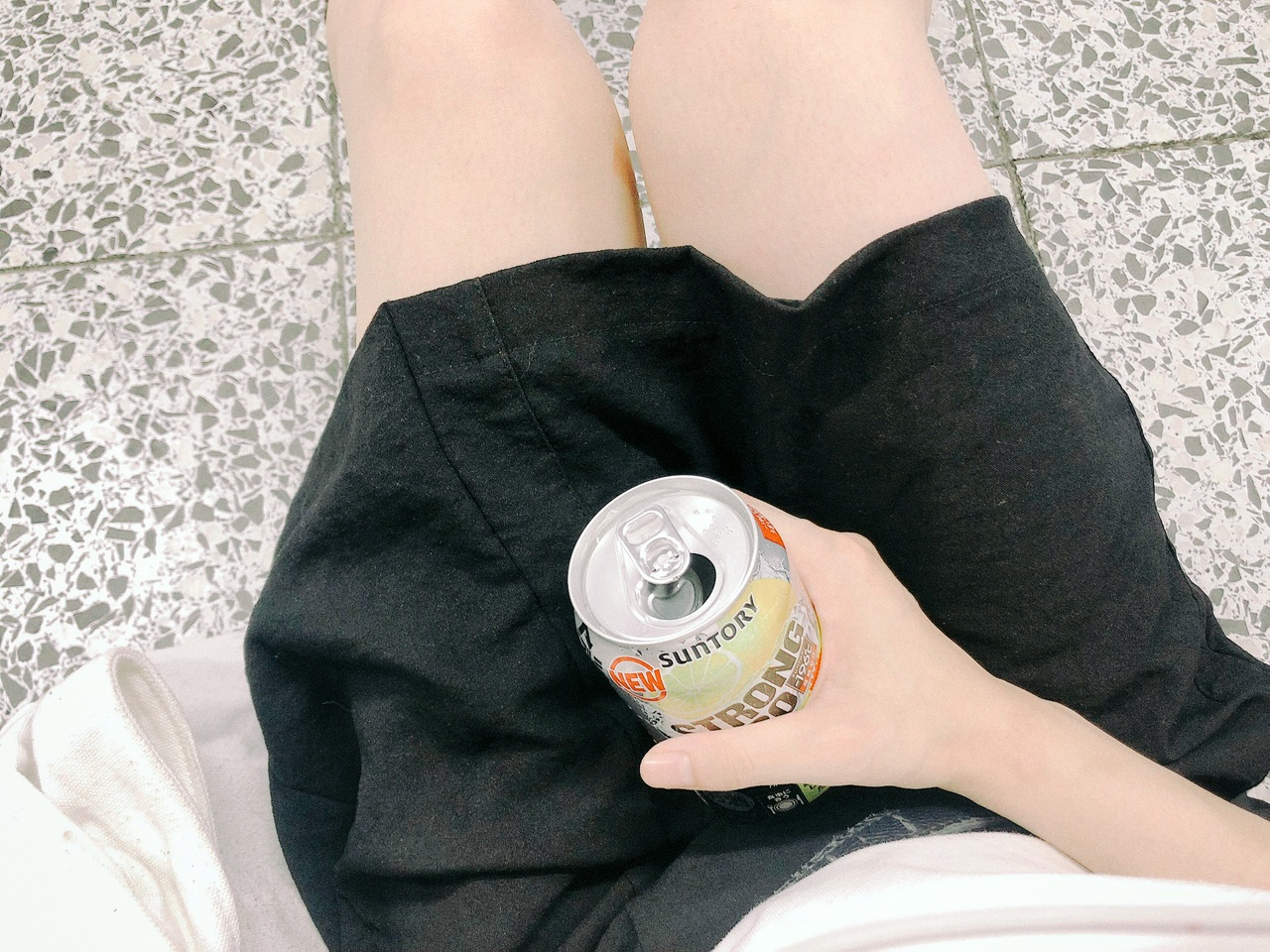 一人で寂しく飲む