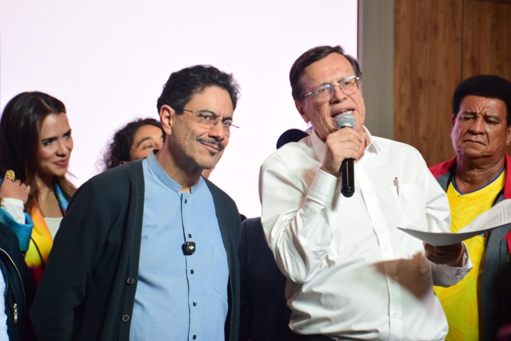 Ivan Cepeda with current Central Unitaria de Trabajadores \[CUT\] President Fabio Arias Giraldo. 