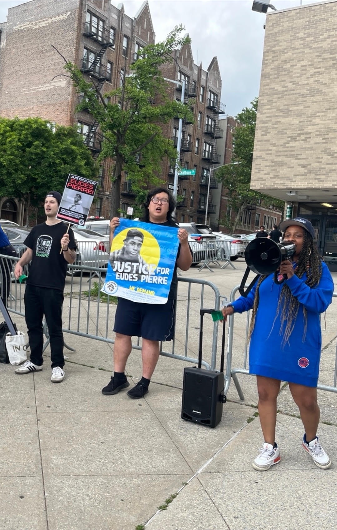 New Yorkers picket NYPD 71st precinct to demand justice for Eudes Pierre