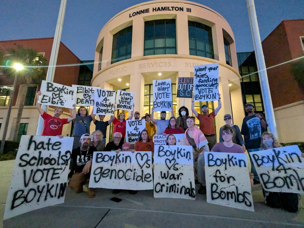 Protest demands an end to tax breaks for Israeli weapons company. | Fight Back! News